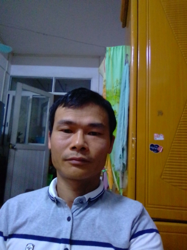 十赌十输的第一张照片--玉林男同性恋服务网